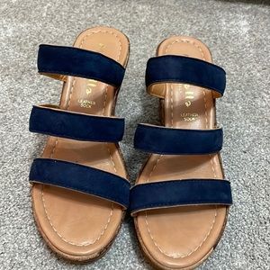 Worn once medium wedge sandal